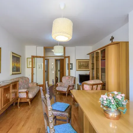 Lovely In With Wifi Appartamento Pesaro