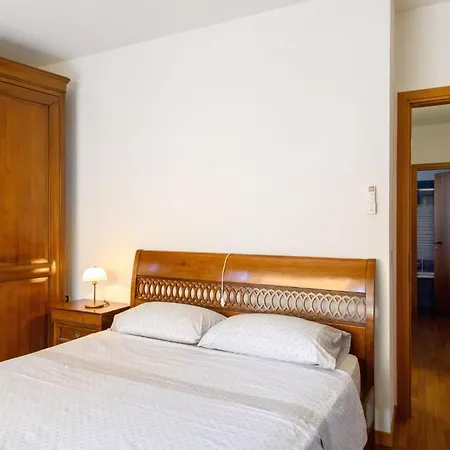 Lovely In With Wifi Apartmán